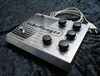 Electro-Harmonix-Echoflanger